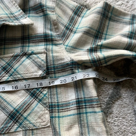 TNA Plaid Oversized Shirt button front flannel Fiona cream brown blue medium - Picture 11 of 13